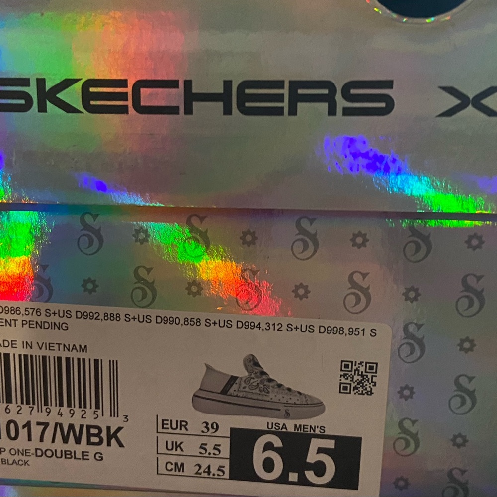 Skechers x Snoop Dogg White & Black Slip On Sneakers
